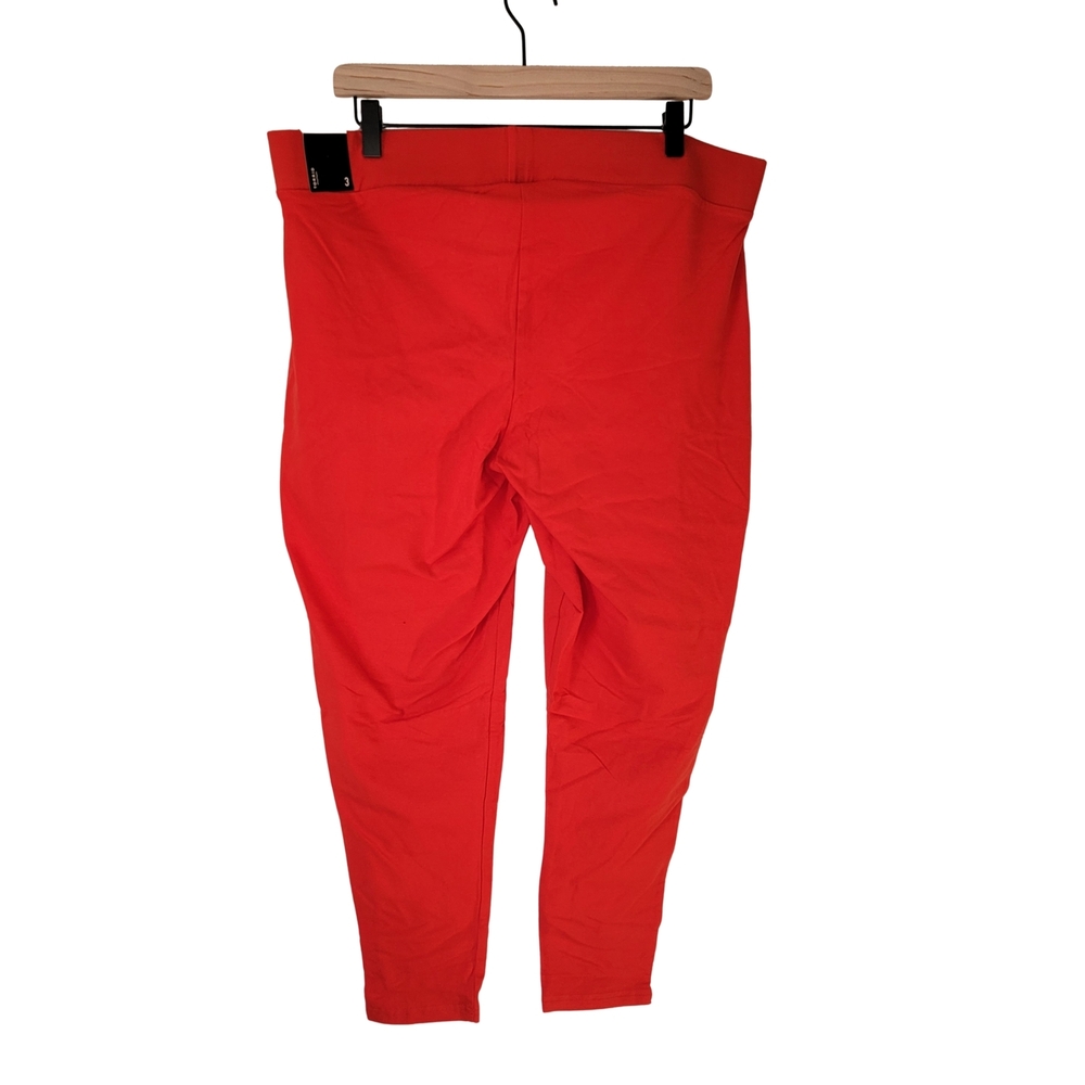 Torrid Women's Vibrant Red Cropped Pants Plus Size 3X NWT - Picture 3 of 8